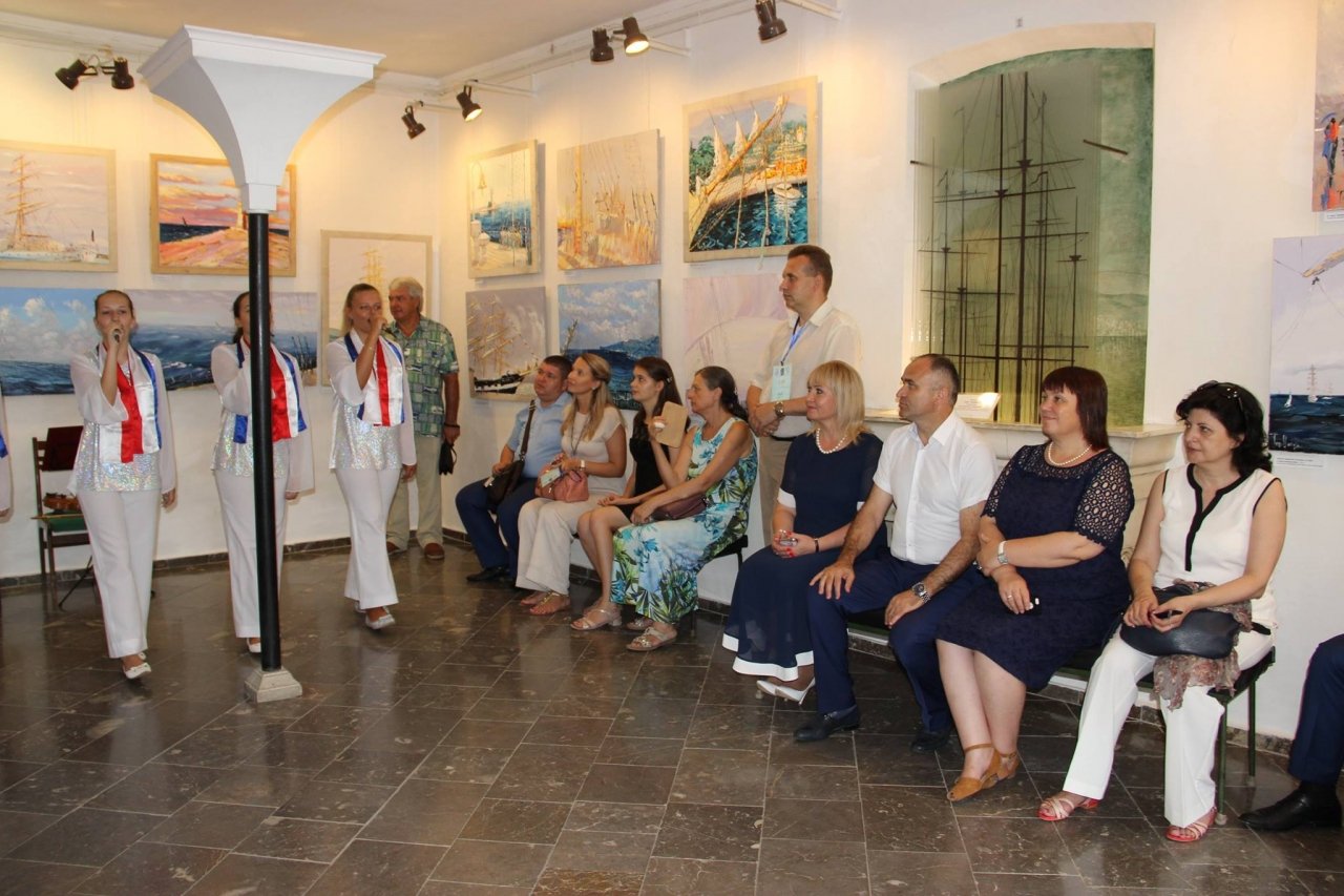 Фото открытия выставки «Море и любовь не терпят педантов» в Феодосии #1137