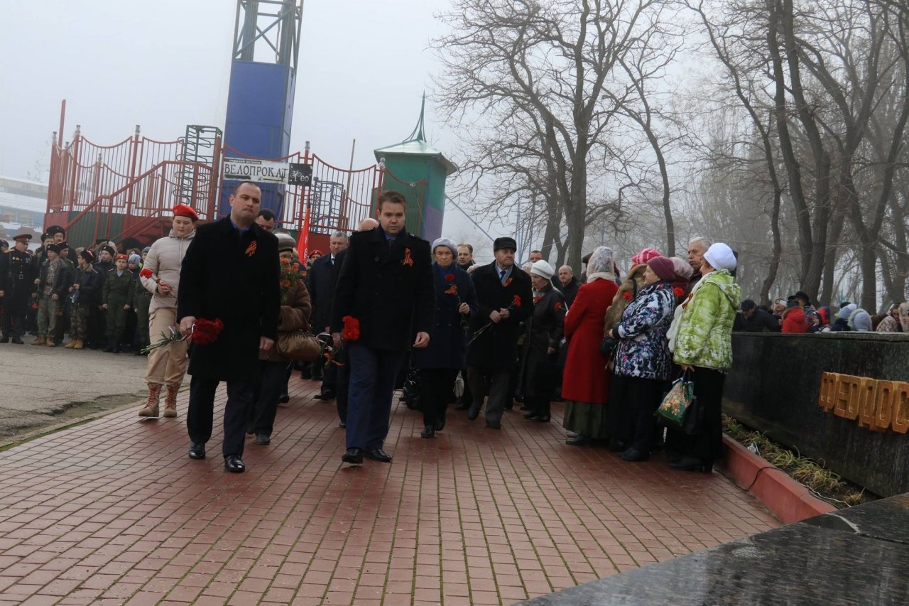 Фото митинга в память о Керченско-Феодосийском десанте #6483