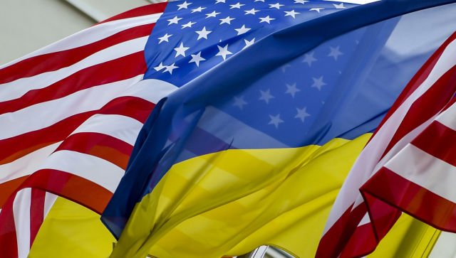 На Украине заявили, что из-за Крыма страна станет «подстилкой США»