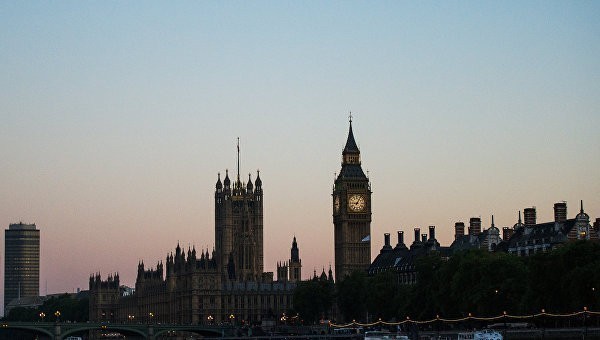 Лондон, гудбай: 20 стран отказались от авиасообщения с Великобританией
