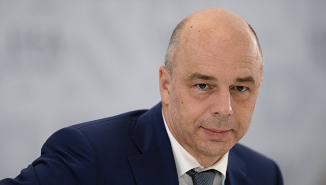 Министр финансов России провел отпуск в Крыму