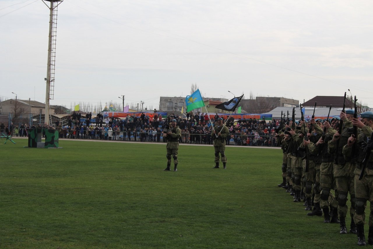 Фото торжественного открытия десантного батальона в Феодосии #5922