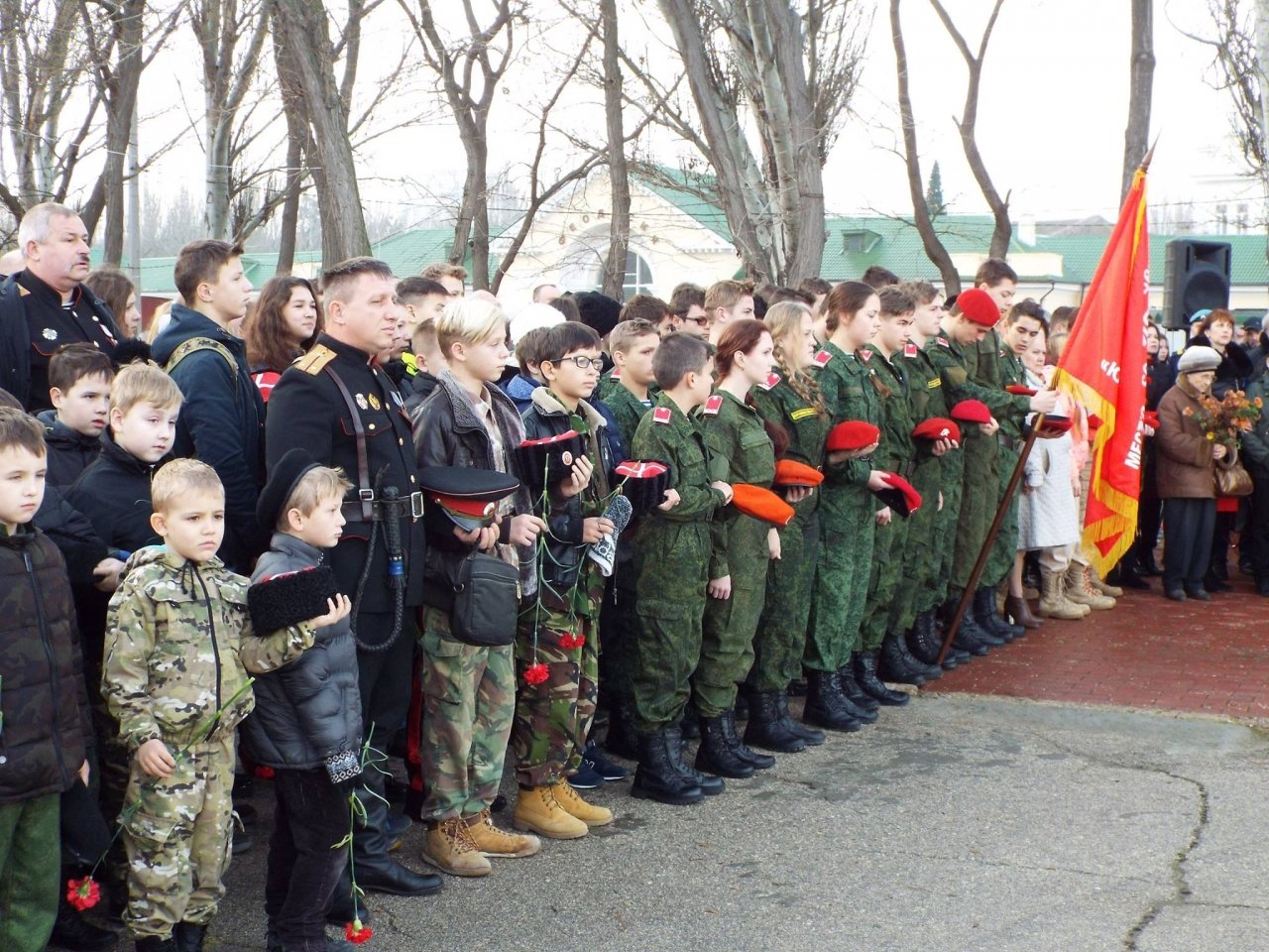 Фото митинга в честь Керченско-Феодосийского десанта в Феодосии #6443