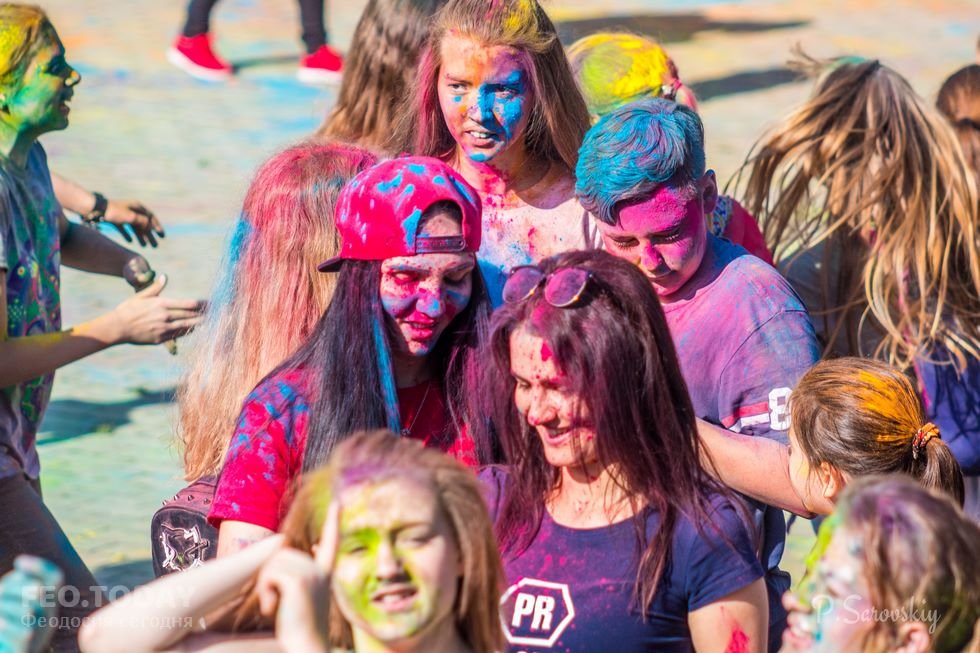 Фестиваль красок в Феодосии, май 2018 #11124