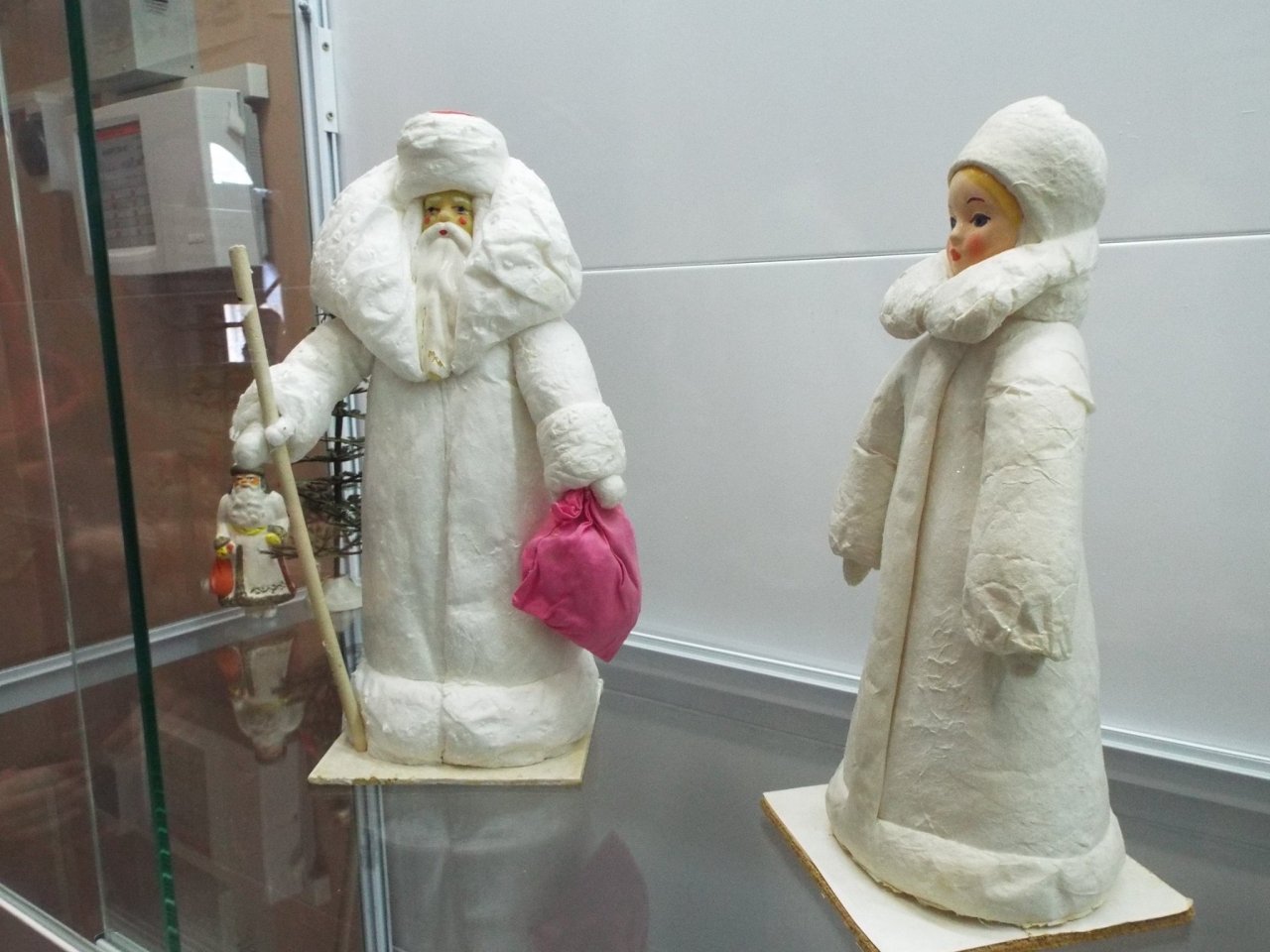 Фото выставки «Дед мороз из нашего детства» в Феодосии #6453