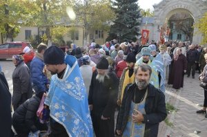 Фото крестного хода с иконой Казанской Божьей Матери в Феодосии #5575