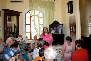 Фото с дня рождения музея сестер Цветаевых #297