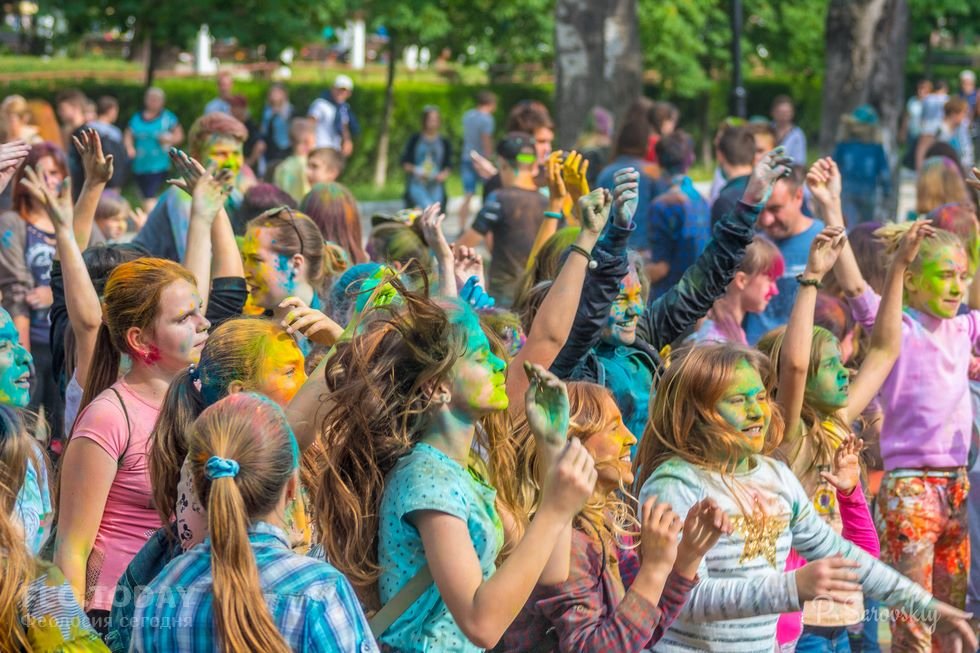 Фестиваль красок в Феодосии, май 2018 #11040