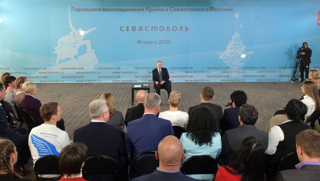Участников встречи с Путиным в Крыму проверяли на коронавирус