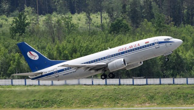 Разворот белорусского самолета: названа причина