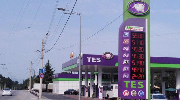 Бензин марки АИ-100 появился в продаже на АЗС «ТЭС»