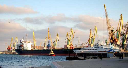 Порты Керчь и Феодосия станут основными для судоходной линии между Крымом и Сирией