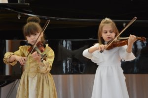 Фото новогоднего концерта в музыкальной школе №1 Феодосии #6338