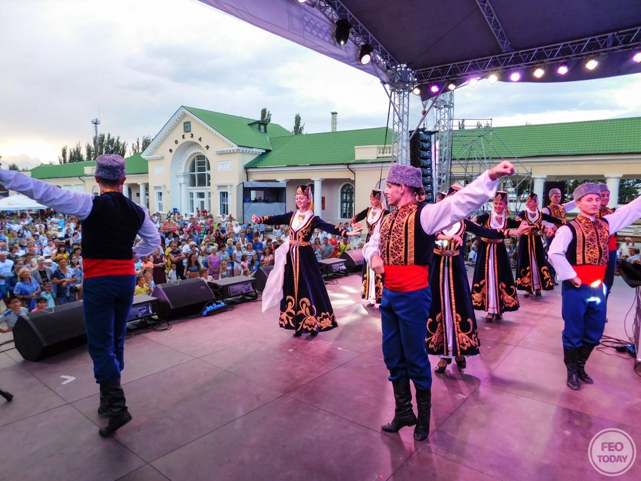 Фото концерта на День города 2017 и юбилей Айвазовского в Феодосии #2117