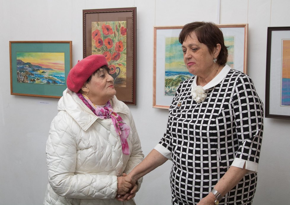 В зале музея было светло и уютно от позитивной ауры, которую создали верные друзья и поклонники творчества Натальи Васильевны. 