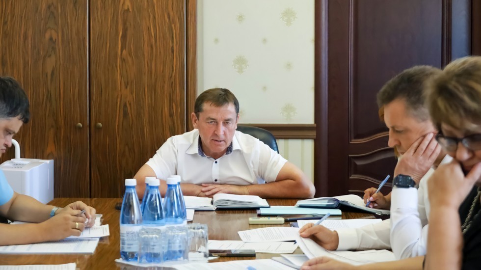 Юрий Гоцанюк провел совещание по развитию первичного звена здравоохранения Крыма