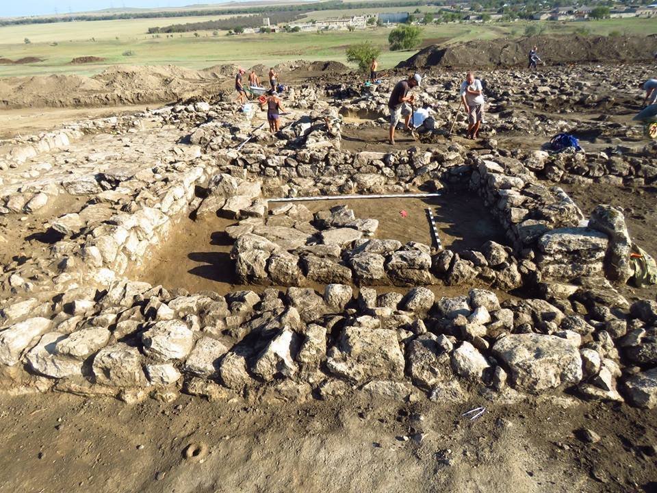 Ученые КФУ рассказали о рекордном для Крыма археологическом сезоне