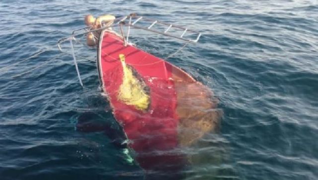 У берегов Севастополя потерпело бедствие прогулочное судно с людьми