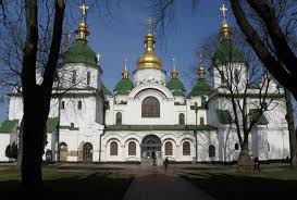 Порошенко молча прибыл на «объединительный собор» в Киеве