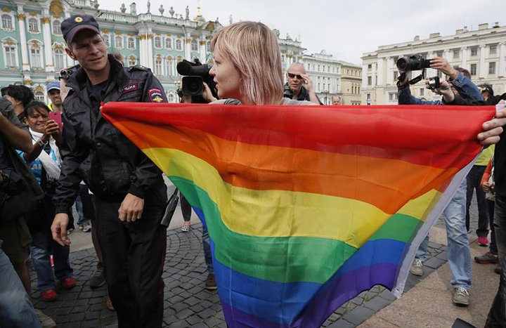 Активисты ЛГБТ-движения обжаловали в европейском суде запрет на гей-парады в Крыму