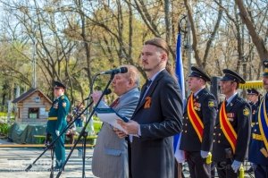 Митинг в День освобождения Феодосии от фашистских захватчиков #8254