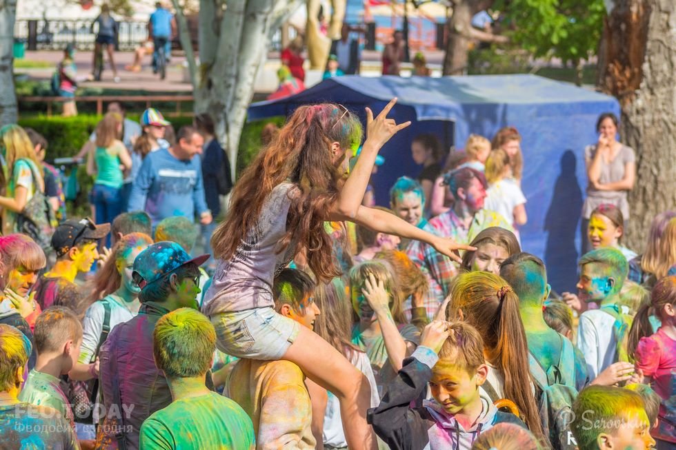 Фестиваль красок в Феодосии, май 2018 #11045