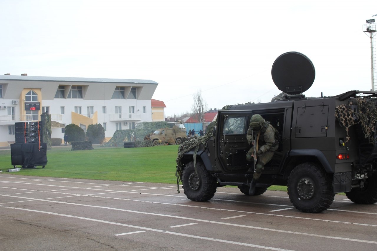 Фото торжественного открытия десантного батальона в Феодосии #5946