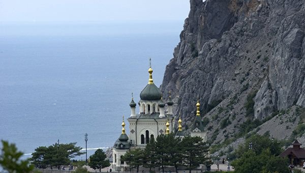 Крым встречает Пасху теплом