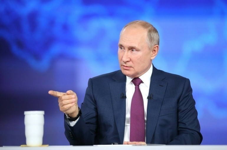 Путин посоветовал чиновникам прочитать сказку про Колобка