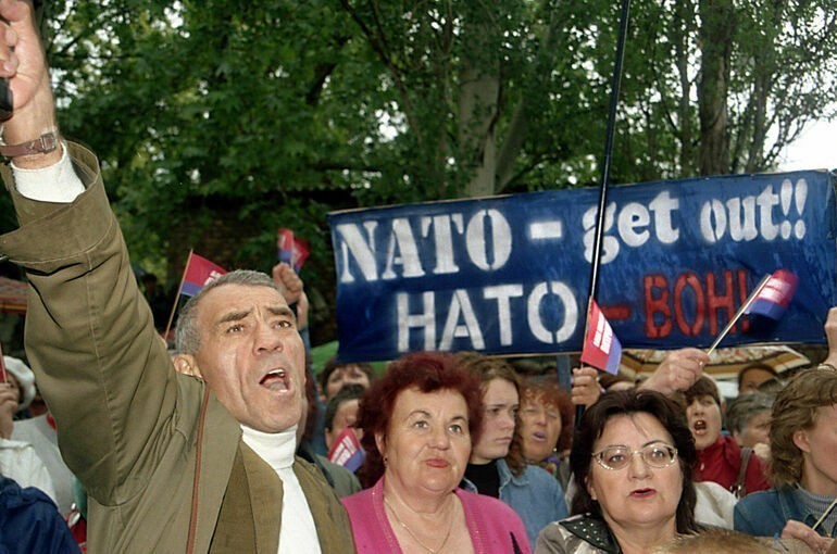 НАТО нам не надо!