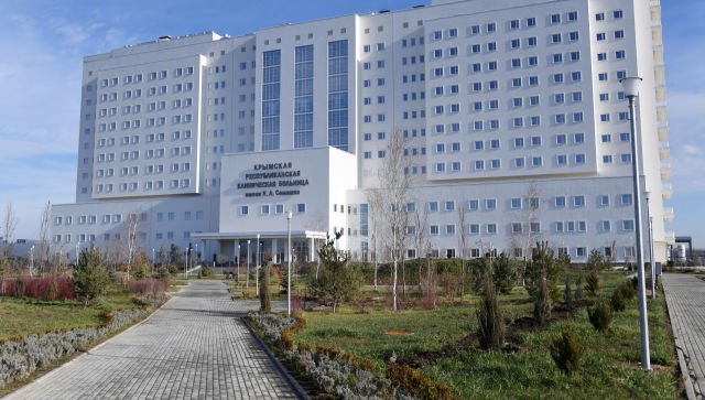 В новом медцентре в Крыму находится порядка 80 аппаратов ИВЛ – власти
