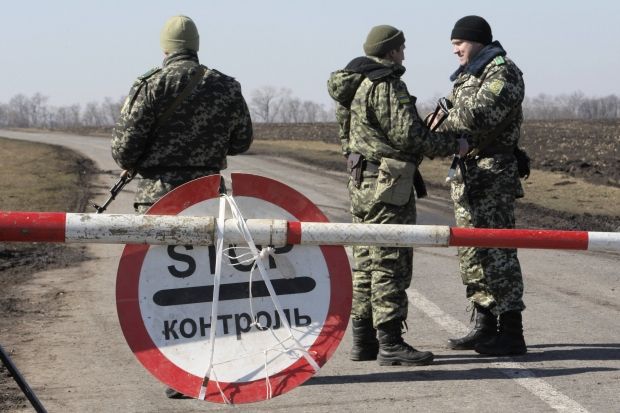 Пятеро украинцев пытались попасть в Крым по документам с ошибками