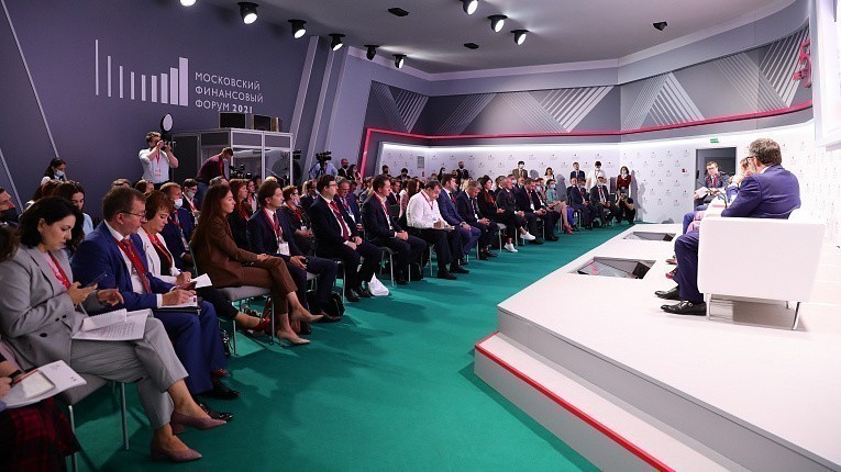 На Московском финансовом форуме 2021 обсуждали вызовы и возможности для финансового просвещения – Ирина Кивико