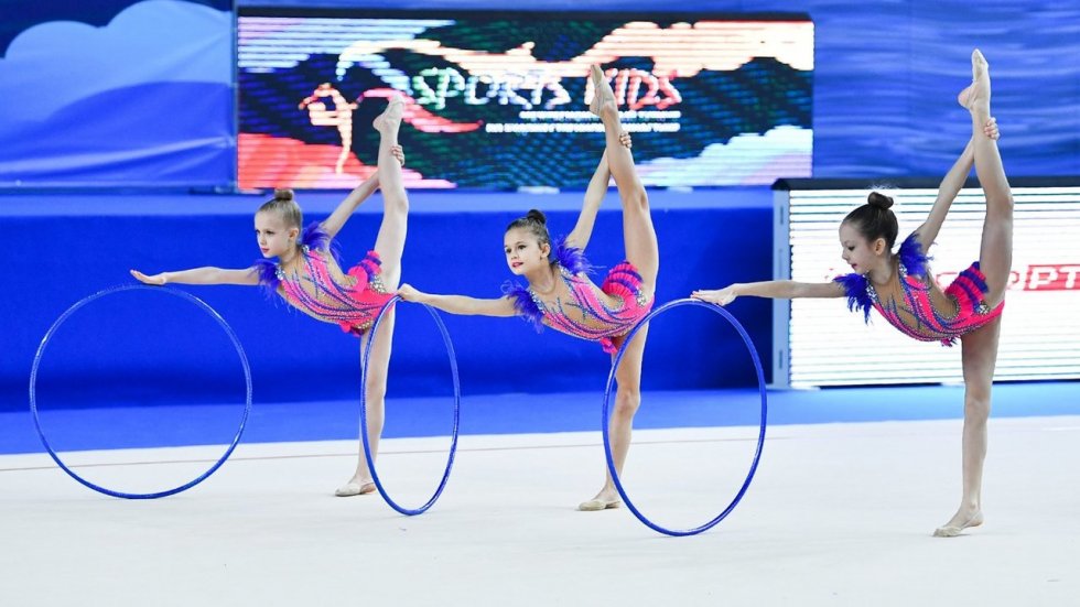 Феодосийские гимнастки заняли призовые места в Межрегиональном турнире «Sports Kids»