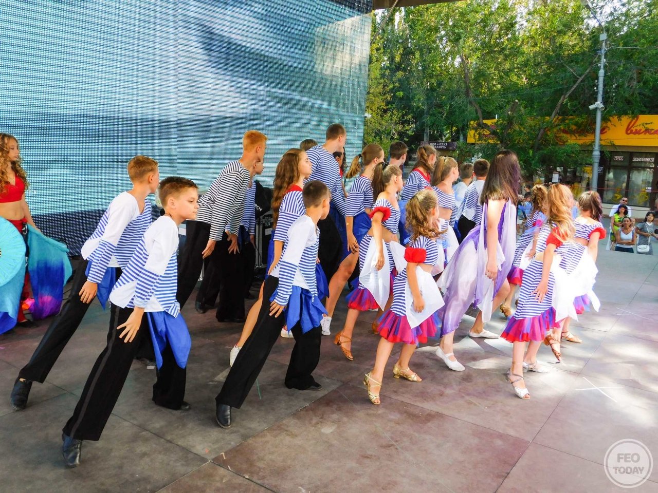 Фото концерта на День города 2017 и юбилей Айвазовского в Феодосии #2076