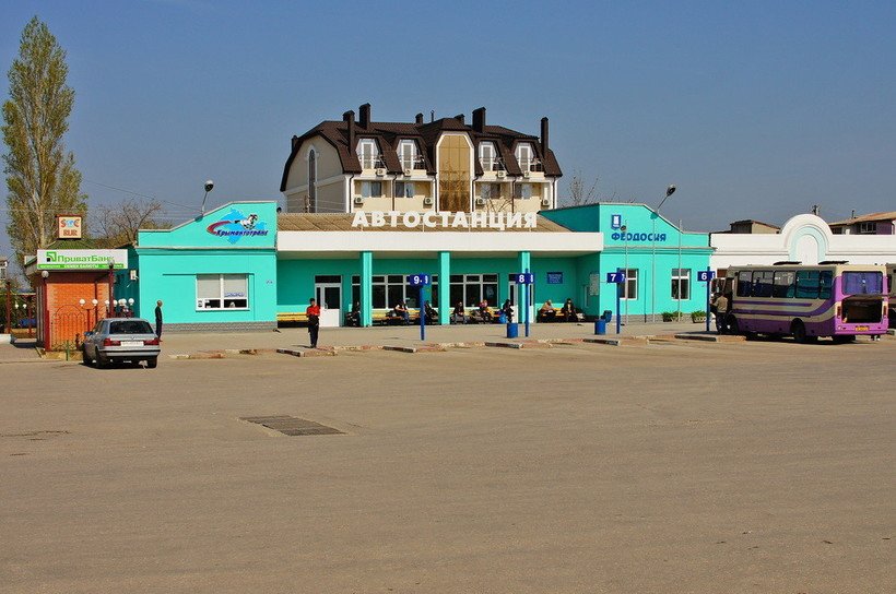 В Феодосии сотрудники уголовного розыска на автовокзале задержали «заезжих гастролеров»