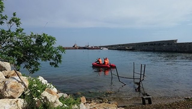 Унесенные морем: сотрудники МЧС Крыма снова спасли туристов