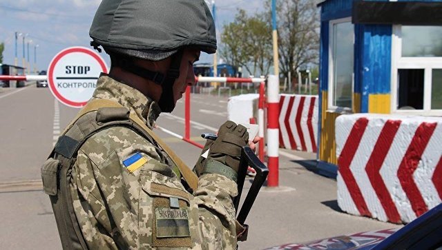 На Украине решили избавиться от перевозчиков, едущих в Крым