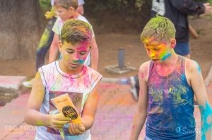 Фестиваль красок в Феодосии, май 2018 #11234