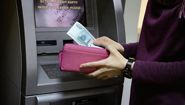 Почти вдвое за месяц выросли долги по зарплатам в Крыму