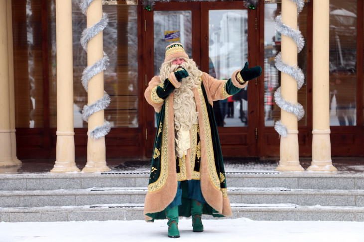 Дед Мороз, Кыш Бабай, Паккайне: рейтинг новогодних бородачей России