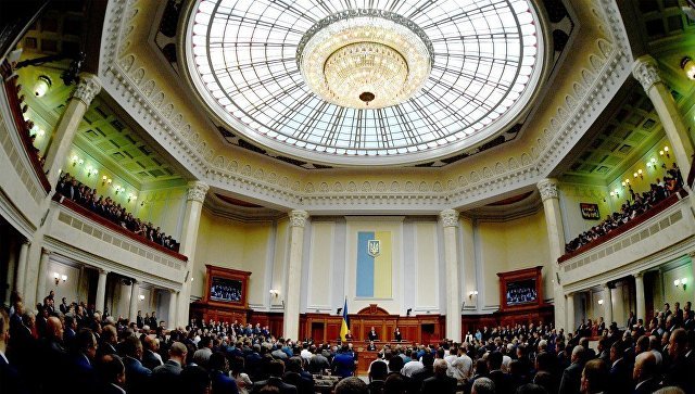В Киеве возмутились из-за планов провести телемост между Россией и Украиной