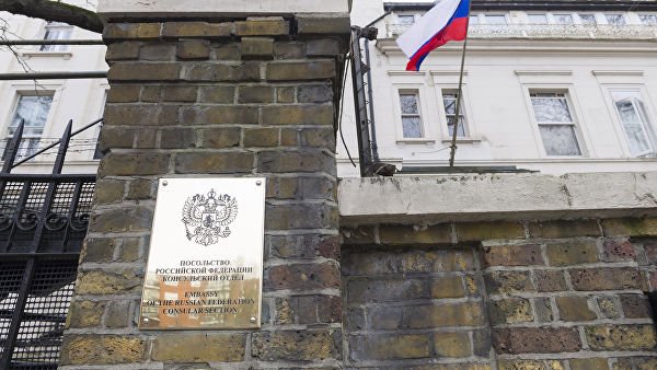 В посольстве РФ удивились заявлению Лондона о наблюдателях в Крыму