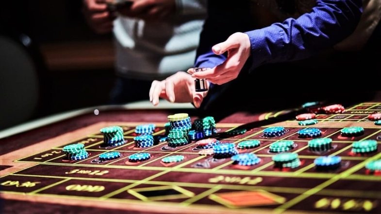 Юный крымчанин проиграл в онлайн-казино отцовские 1,3 млн рублей