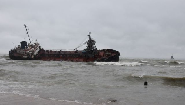 Концентрация нефтепродуктов в море возле Одессы превышена в 157 раз