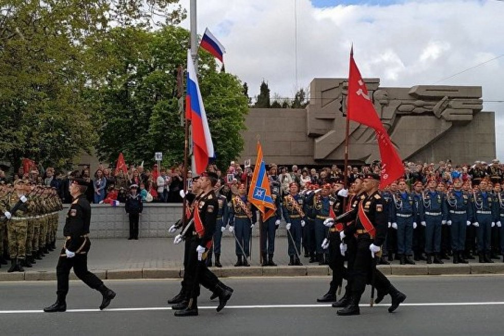 Легендарная и современная техника: в Севастополе проходит парад Победы