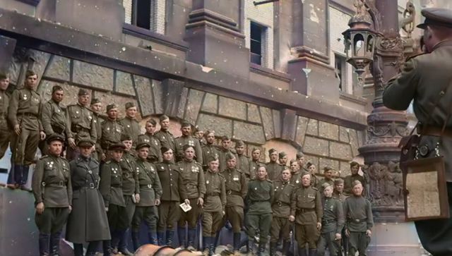 Первый парад Победы 1945 года показали в цвете – видео