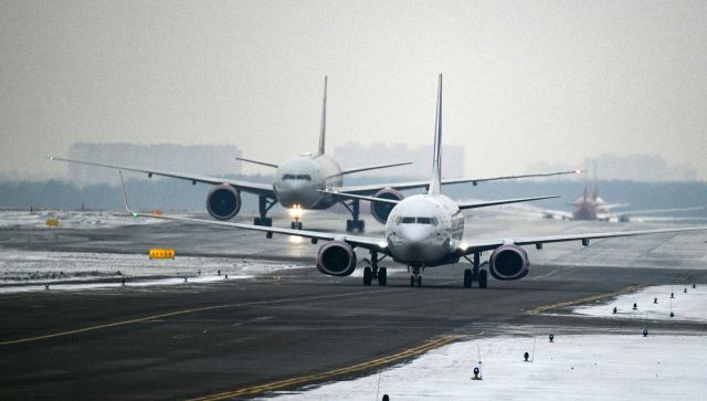 Ледяной дождь второй день мешает работе московских аэропортов