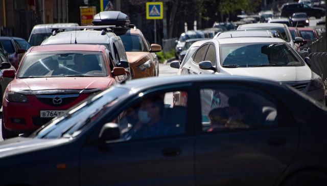 Стали известны причины утренней пробки перед аэропортом Симферополь