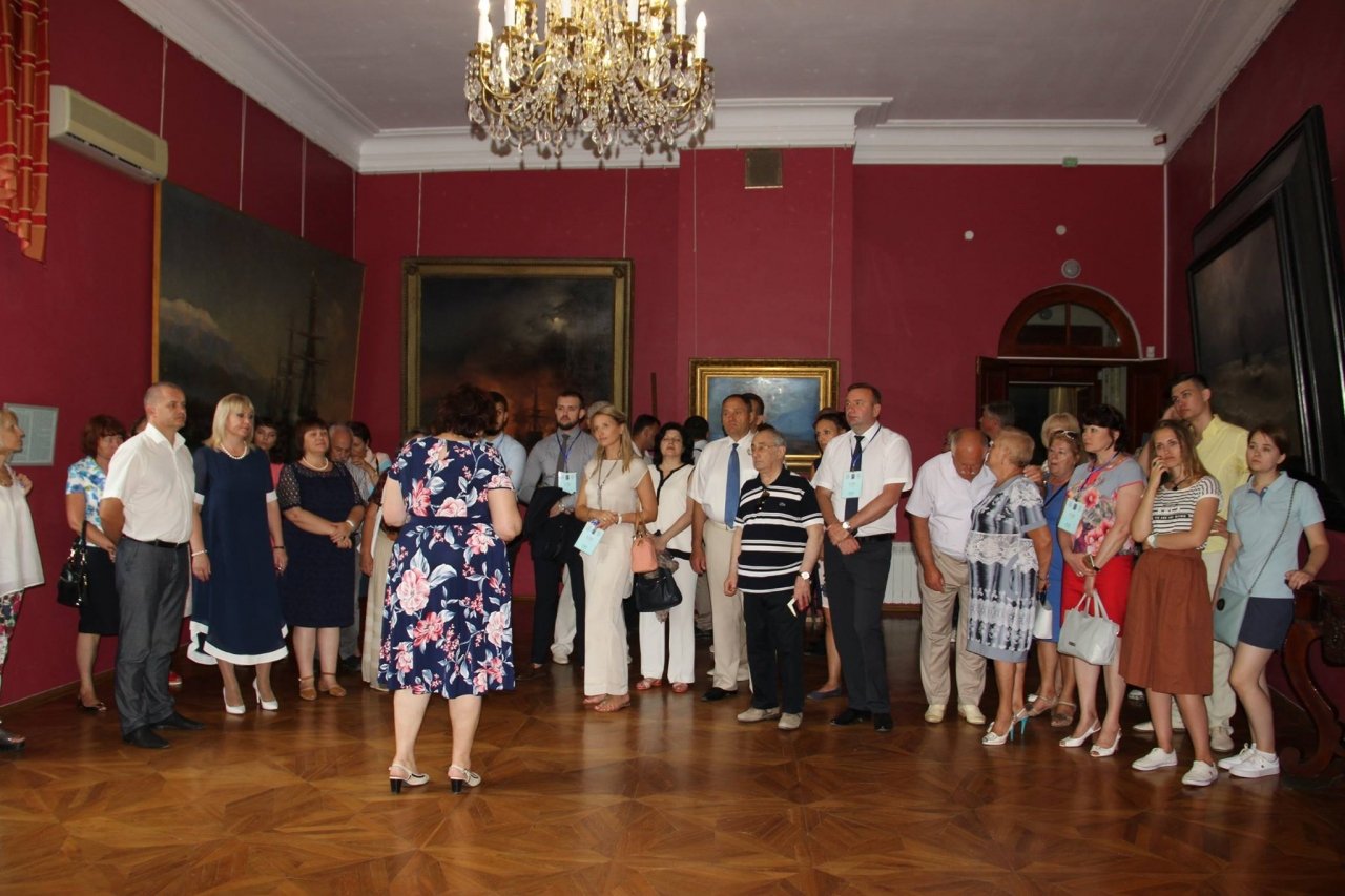 Фото почетных гостей на День города и юбилей Айвазовского в Феодосии #1120